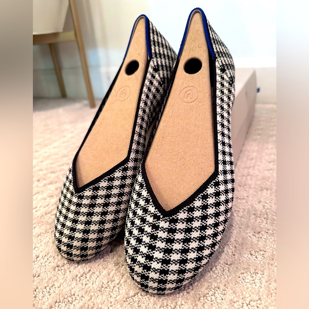 NWT Rothy’s The Flat in Picnic, size 9.5